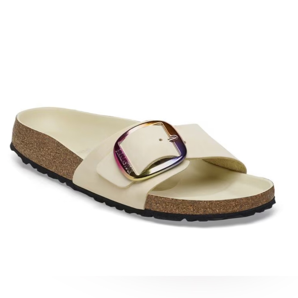 Birkenstock Madrid Big Buckle
Nubuck Leather - Ecru